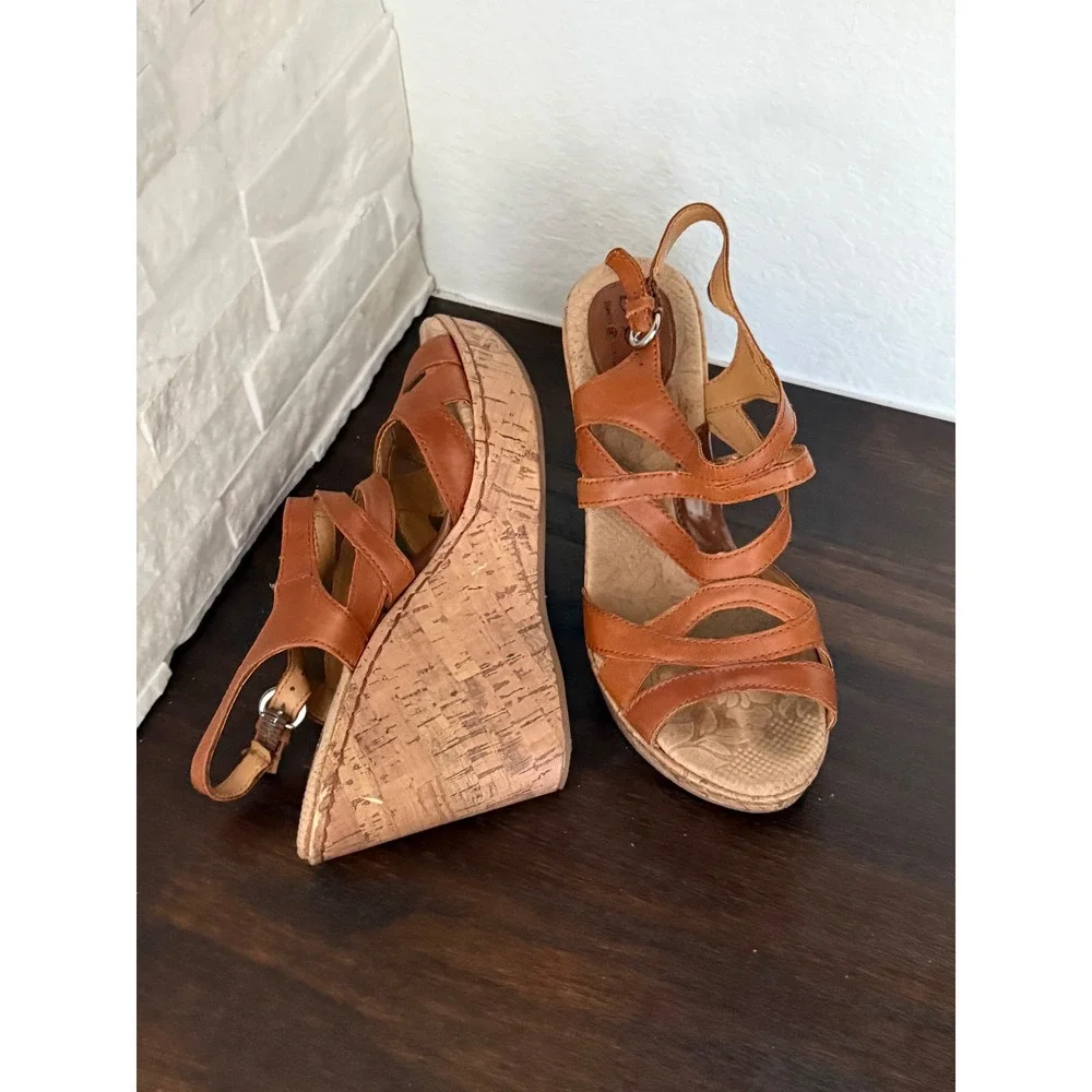B.O.C. Born Concept Brown Strappy Cork Wedge Sandals Womens 8M